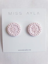 Load image into Gallery viewer, Charlotte