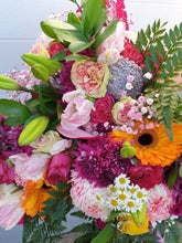 Load image into Gallery viewer, Florists Choice Bunch