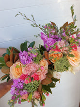 Load image into Gallery viewer, Florists Choice Bunch