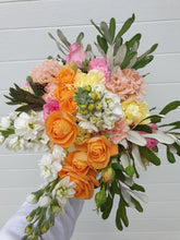 Load image into Gallery viewer, Florists Choice Bunch