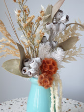 Load image into Gallery viewer, Luna