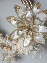 Load image into Gallery viewer, Christmas Wreath - Gold & White
