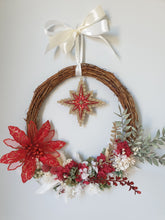 Load image into Gallery viewer, Christmas Wreath - Traditional