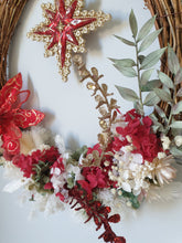 Load image into Gallery viewer, Christmas Wreath - Traditional