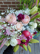 Load image into Gallery viewer, Florists Choice Bunch